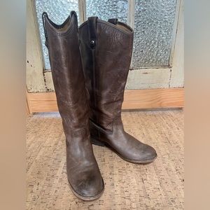 Melissa Frye Boot size 8 gray